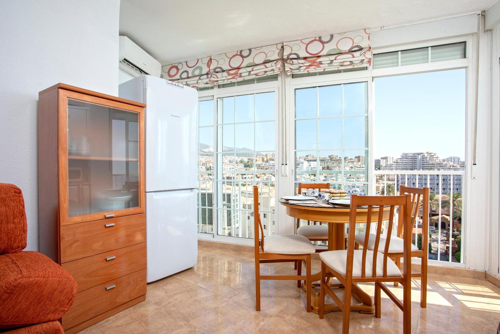 Appartamento Con Vistas Al Mar En *